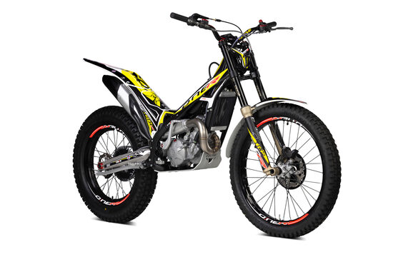 TRRS ONE R 2025 ar el. starteri 8mh